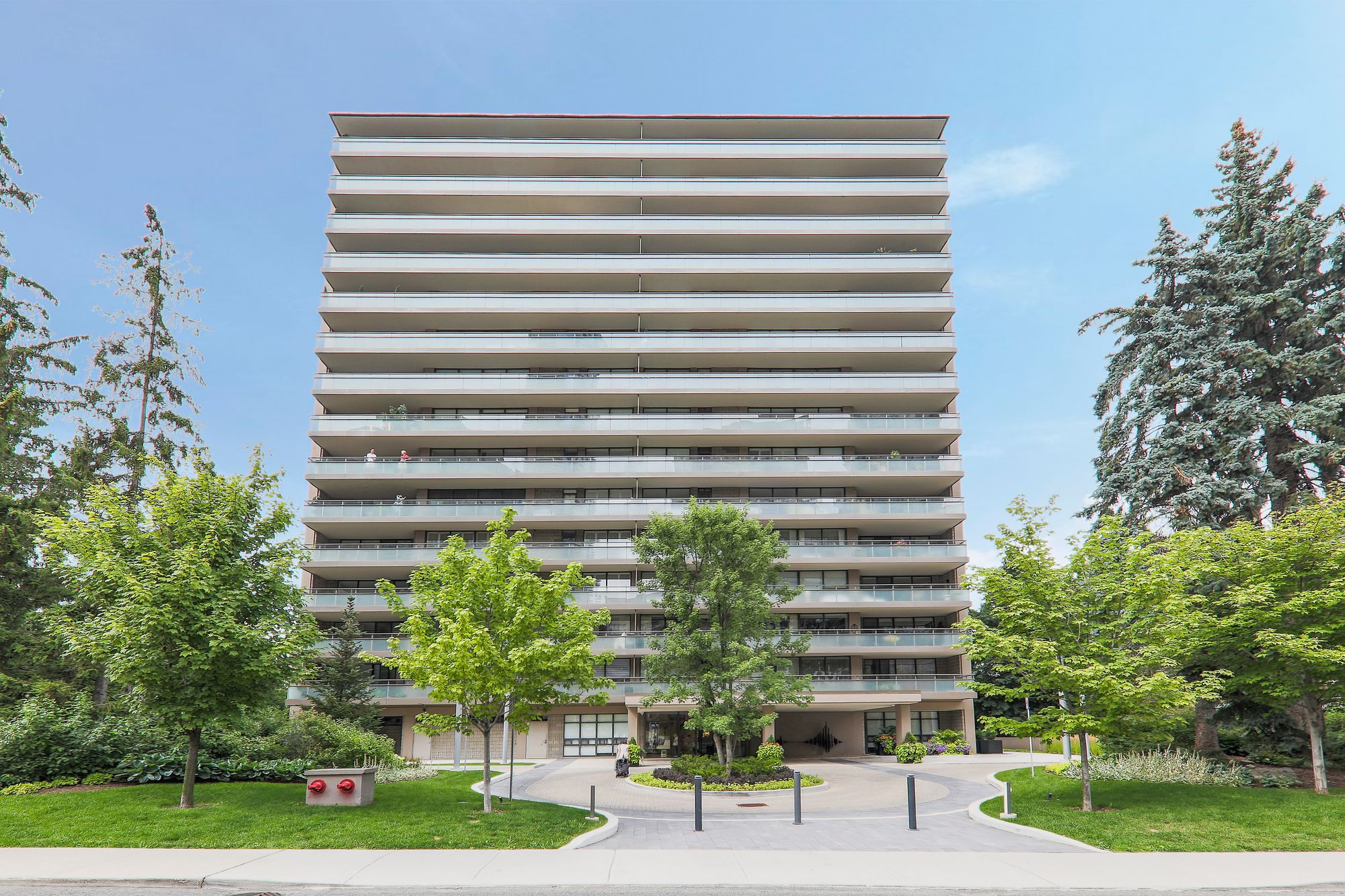 66 Collier St. This condo at 66 Collier Condos is located in Downtown, Toronto - image #2 of 5 by Strata.ca