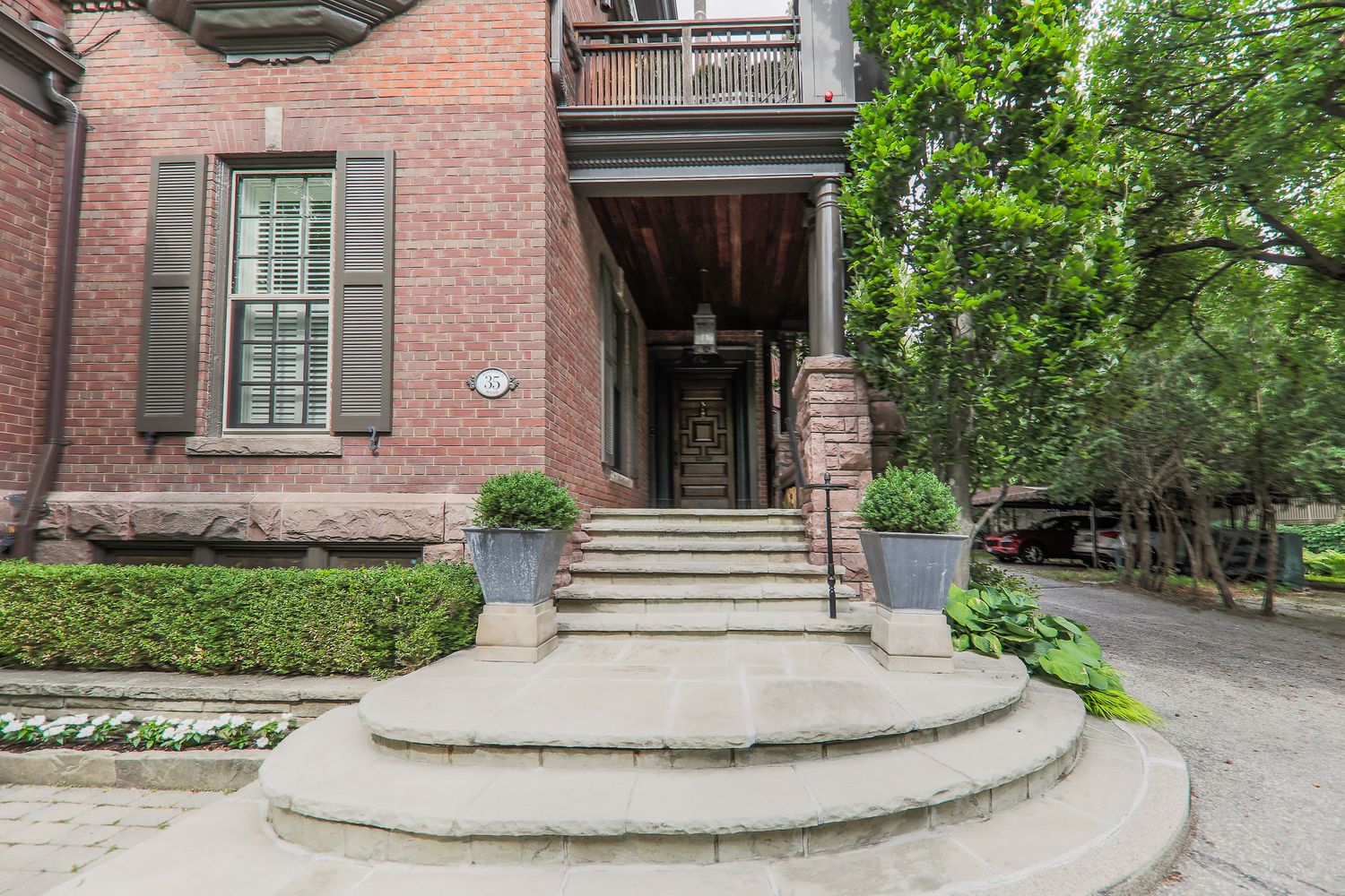 35 Rosedale Road. Capt Samuel Crangle House is located in  Midtown, Toronto - image #5 of 5