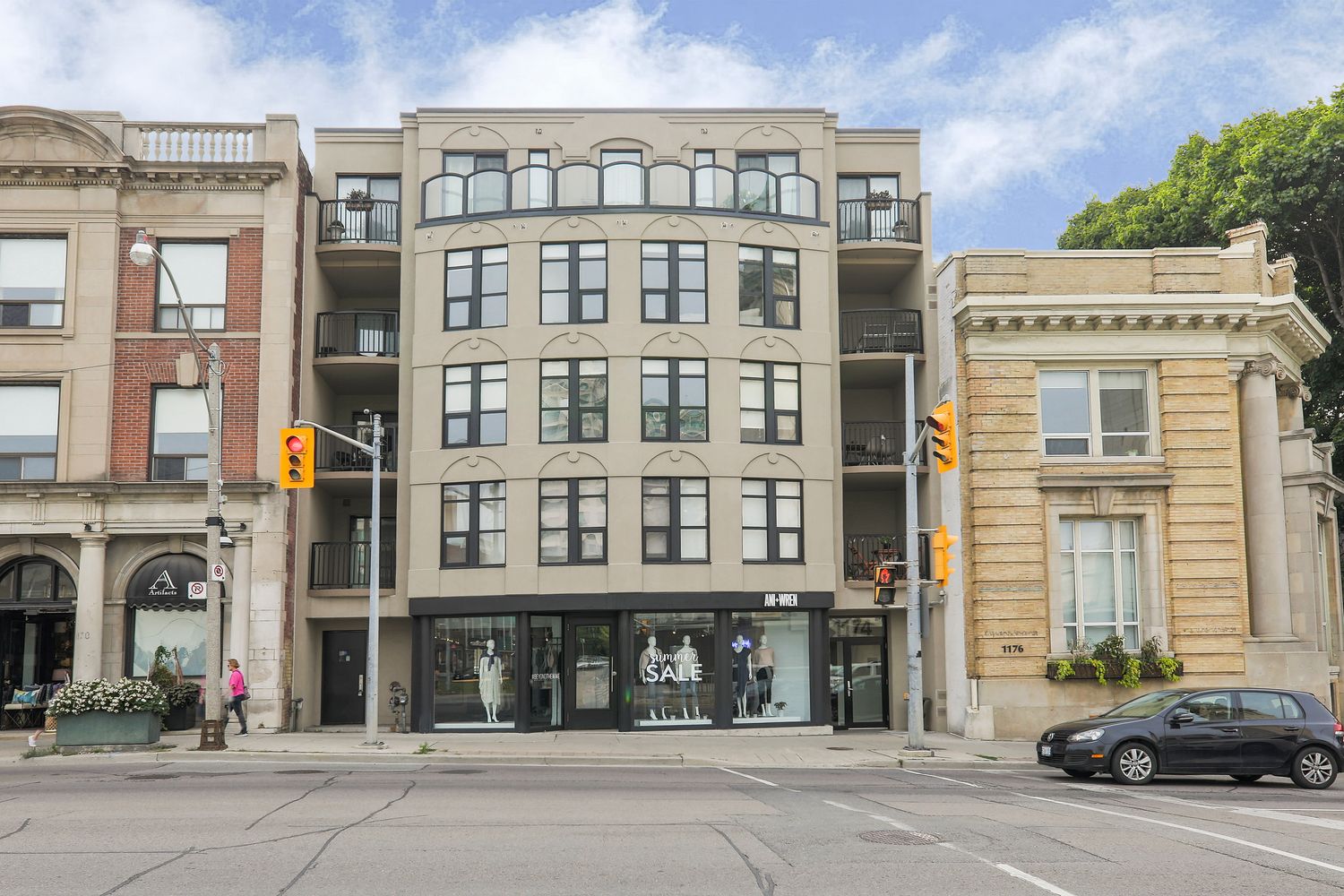 1174 Yonge Street. Rosedale Terrace is located in  Midtown, Toronto - image #2 of 5