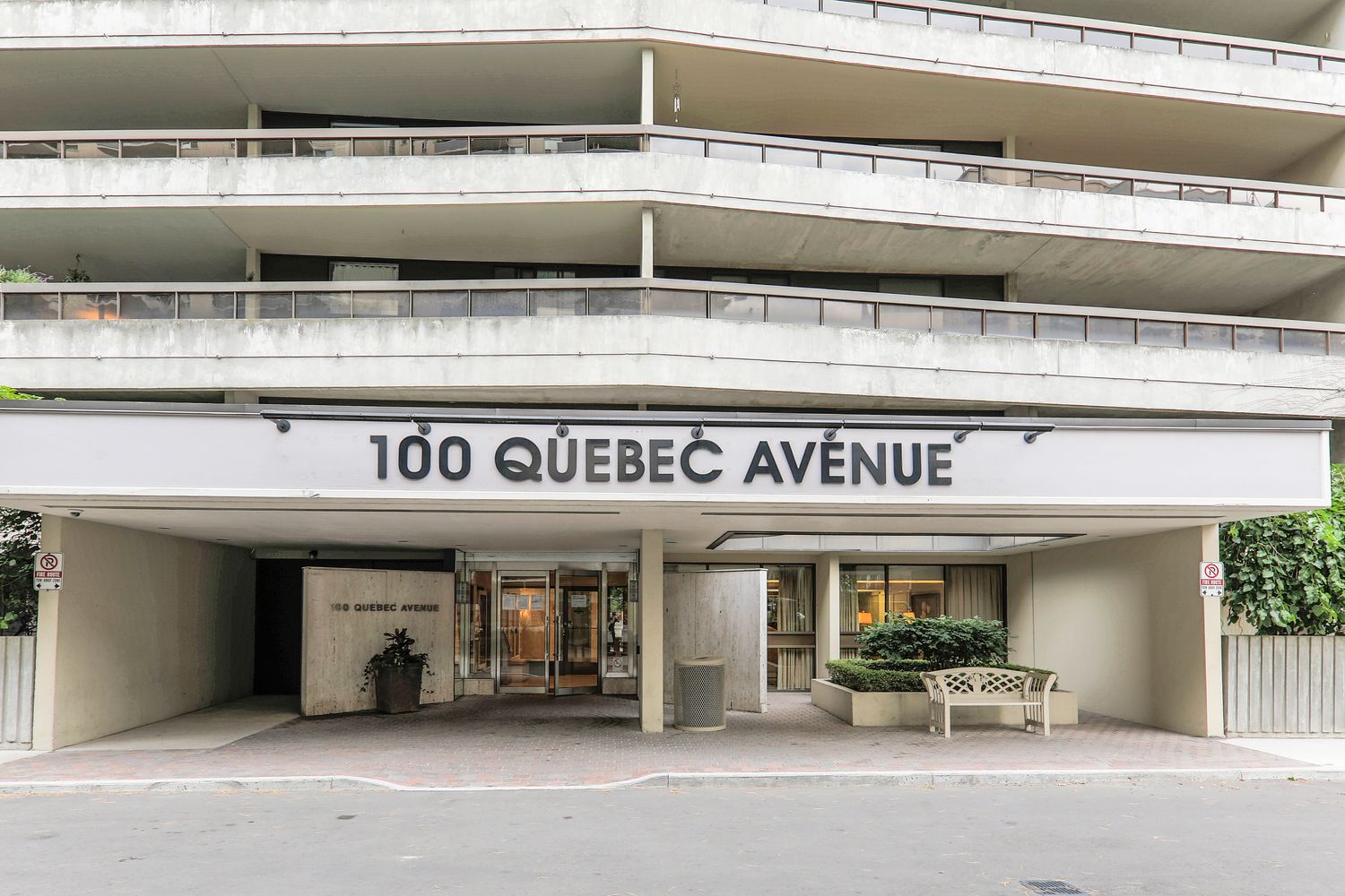 50 Quebec Avenue. High Park Green is located in  West End, Toronto - image #5 of 5