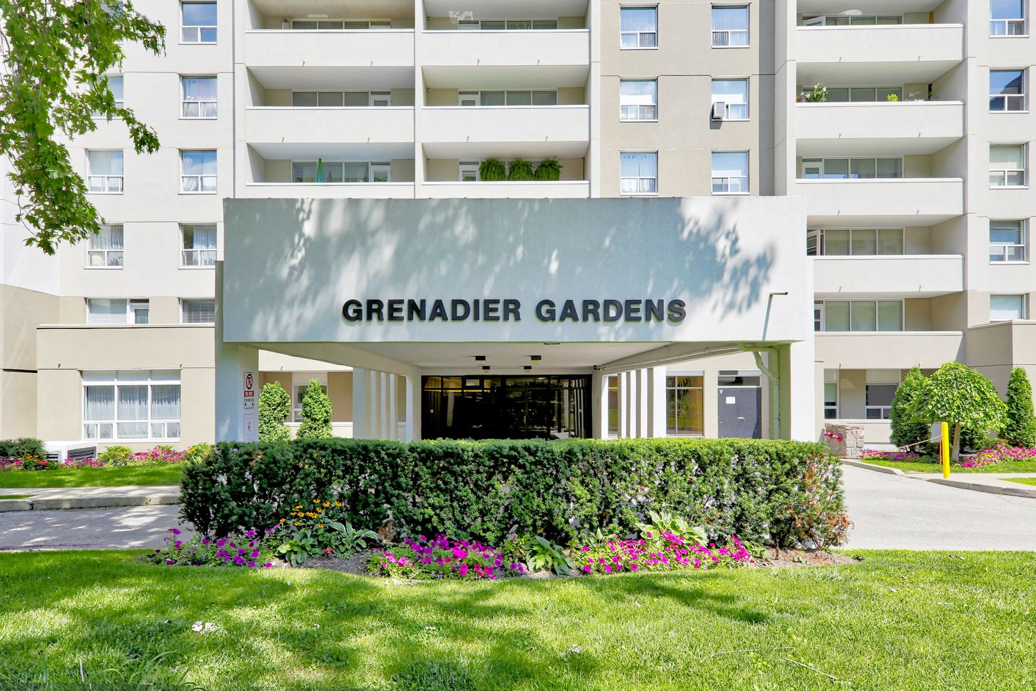 45 Southport Street. Grenadier Gardens is located in  West End, Toronto - image #4 of 5