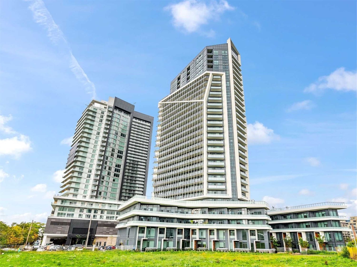 50 Ordnance Street. Garrison Point Condos is located in  Downtown, Toronto - image #1 of 2
