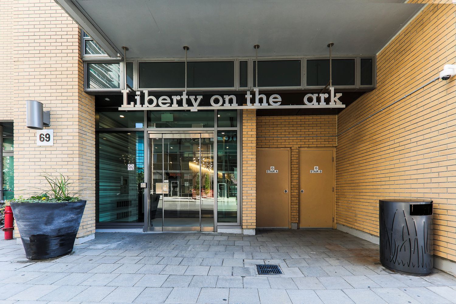 69 Lynn Williams Street. Liberty on the Park is located in  West End, Toronto - image #7 of 7