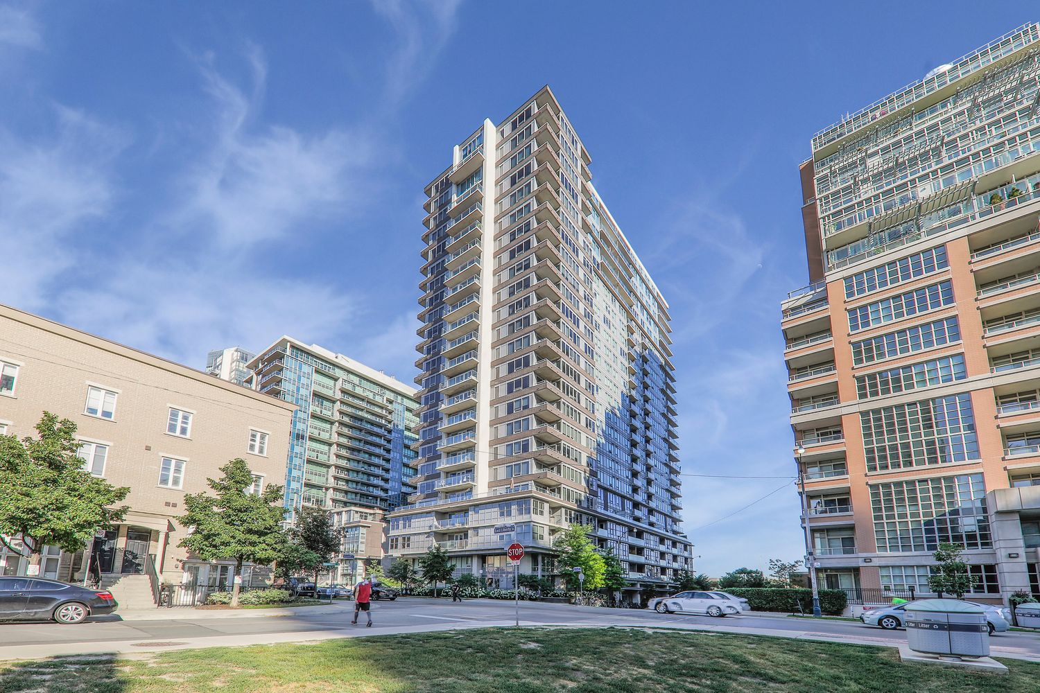 59 East Liberty Street. Liberty Towers Condos is located in  West End, Toronto - image #2 of 4