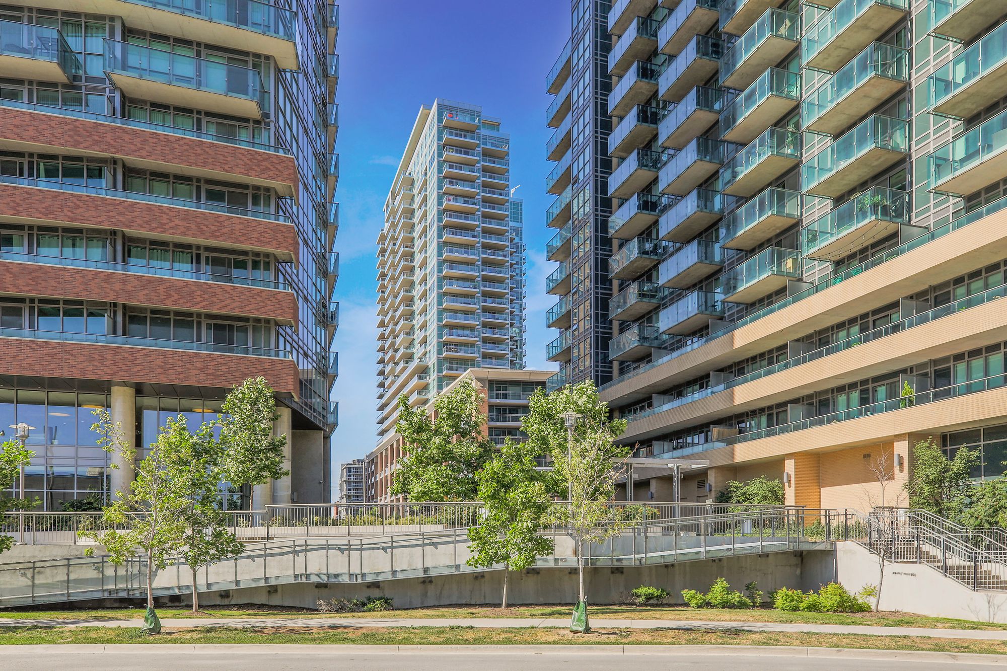 100 Western Battery Rd, unit 712 for sale in Liberty Village - image #1