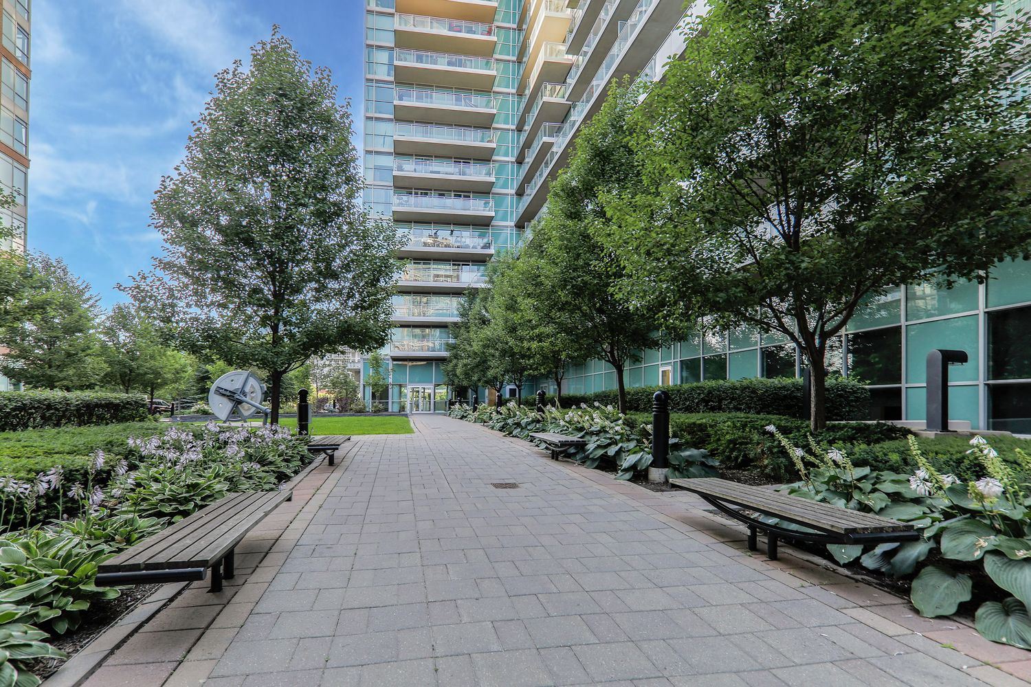80 Western Battery Road. Zip Condos is located in  West End, Toronto - image #5 of 8