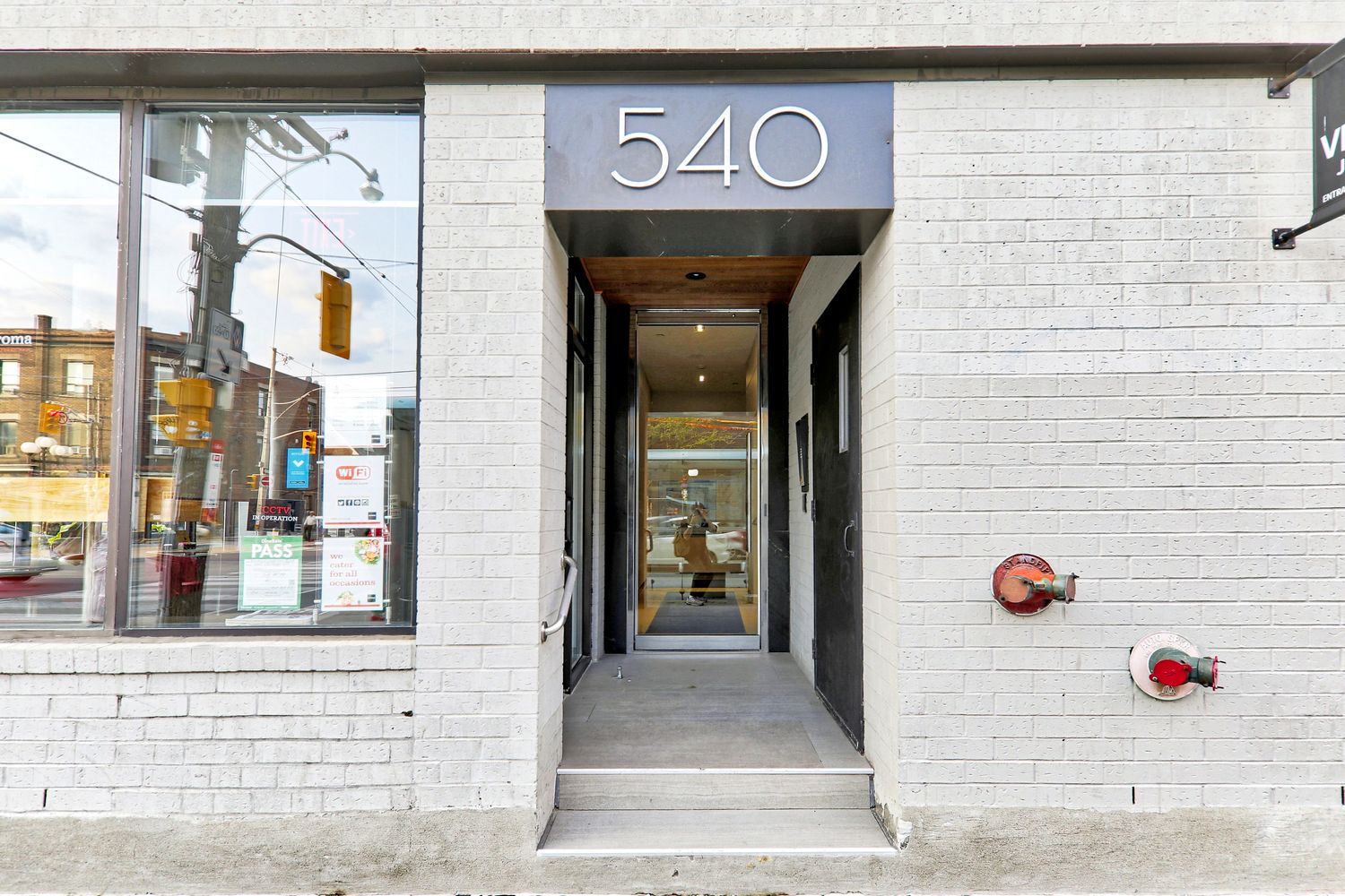 540 College Street. 540 College Condos is located in  West End, Toronto - image #4 of 5