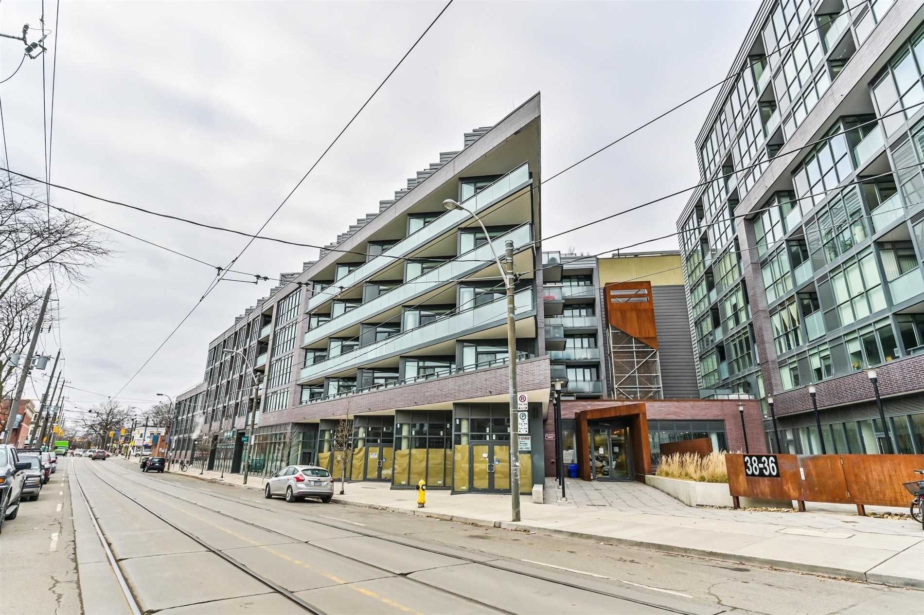 38 Howard Park Ave Howard Park 2 Condos 2 Beds 2 Baths Unit