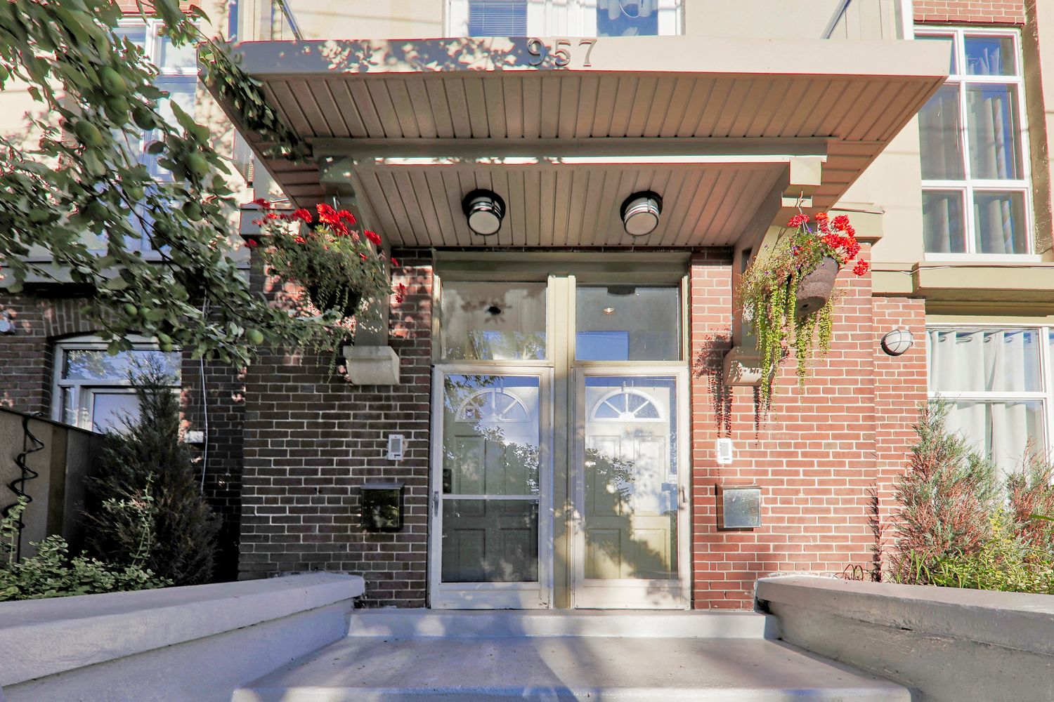 957 Broadview Avenue. Historical Don Hall Townhomes is located in  East York, Toronto - image #3 of 4