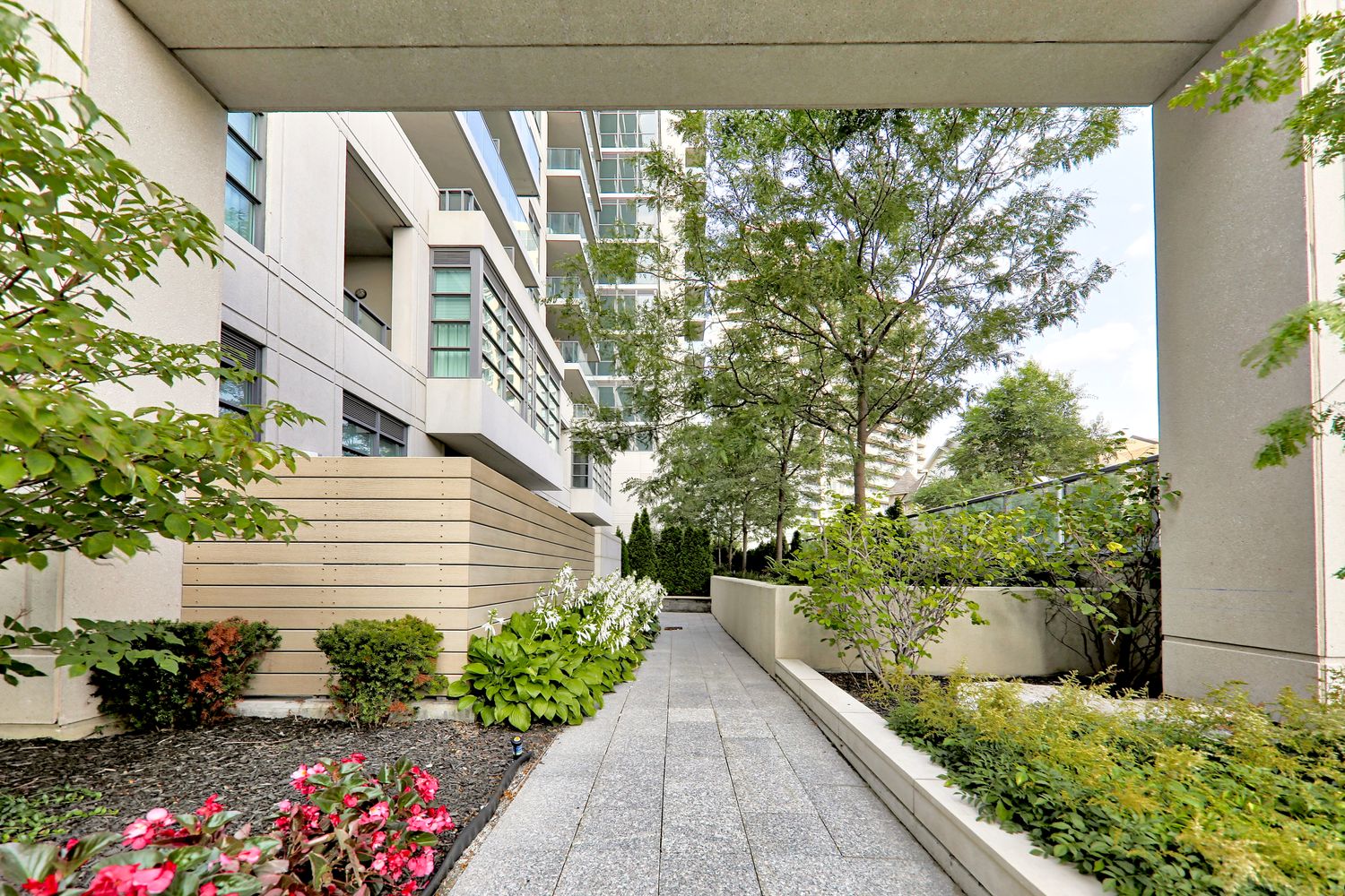 35 Brian Peck Crescent. Scenic on Eglinton Condos is located in  East York, Toronto - image #5 of 5