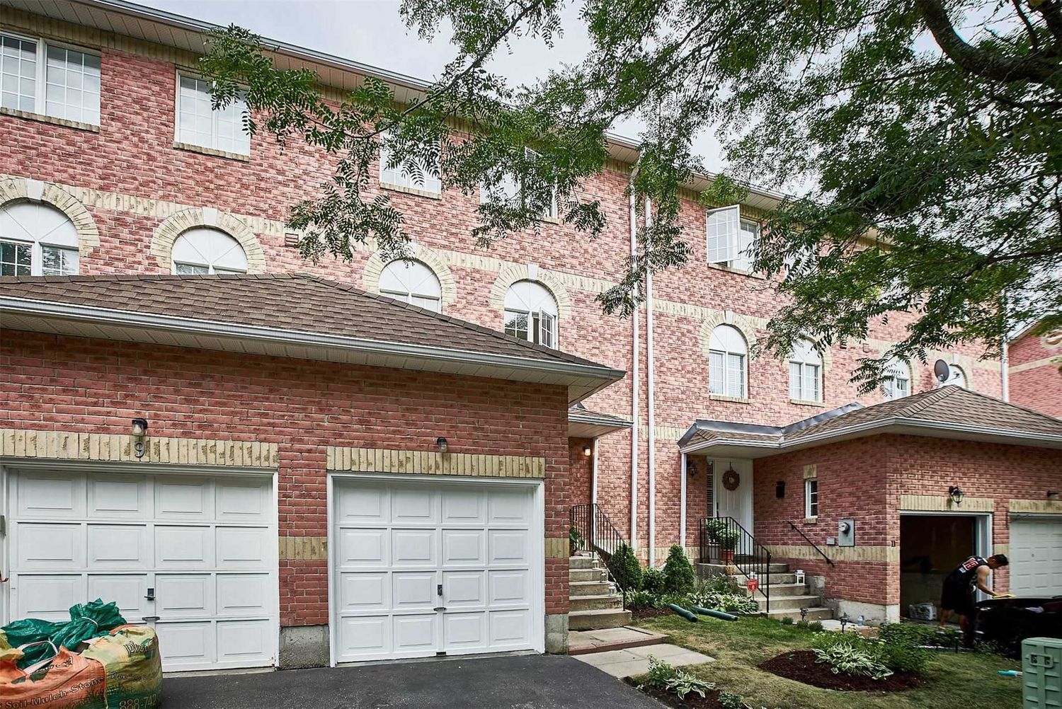 138 Homestead Road. 138 Homestead Road Condos is located in  Scarborough, Toronto - image #1 of 4