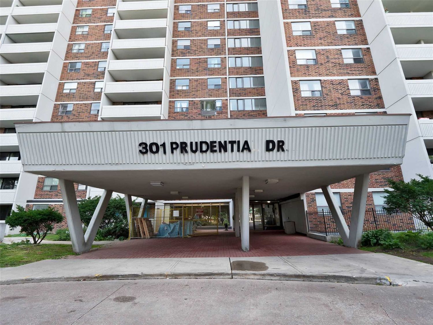 301 Prudential Drive. 301 Prudential Drive Condos is located in  Scarborough, Toronto - image #3 of 3