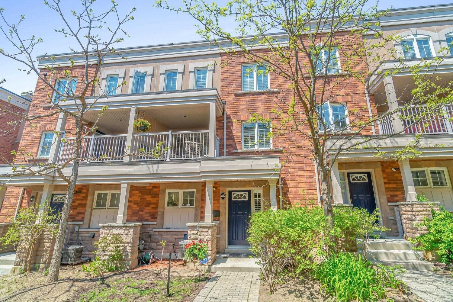 365 Murray Ross Parkway. 365 Murray Ross Parkway Townhomes is located in  North York, Toronto - image #1 of 3