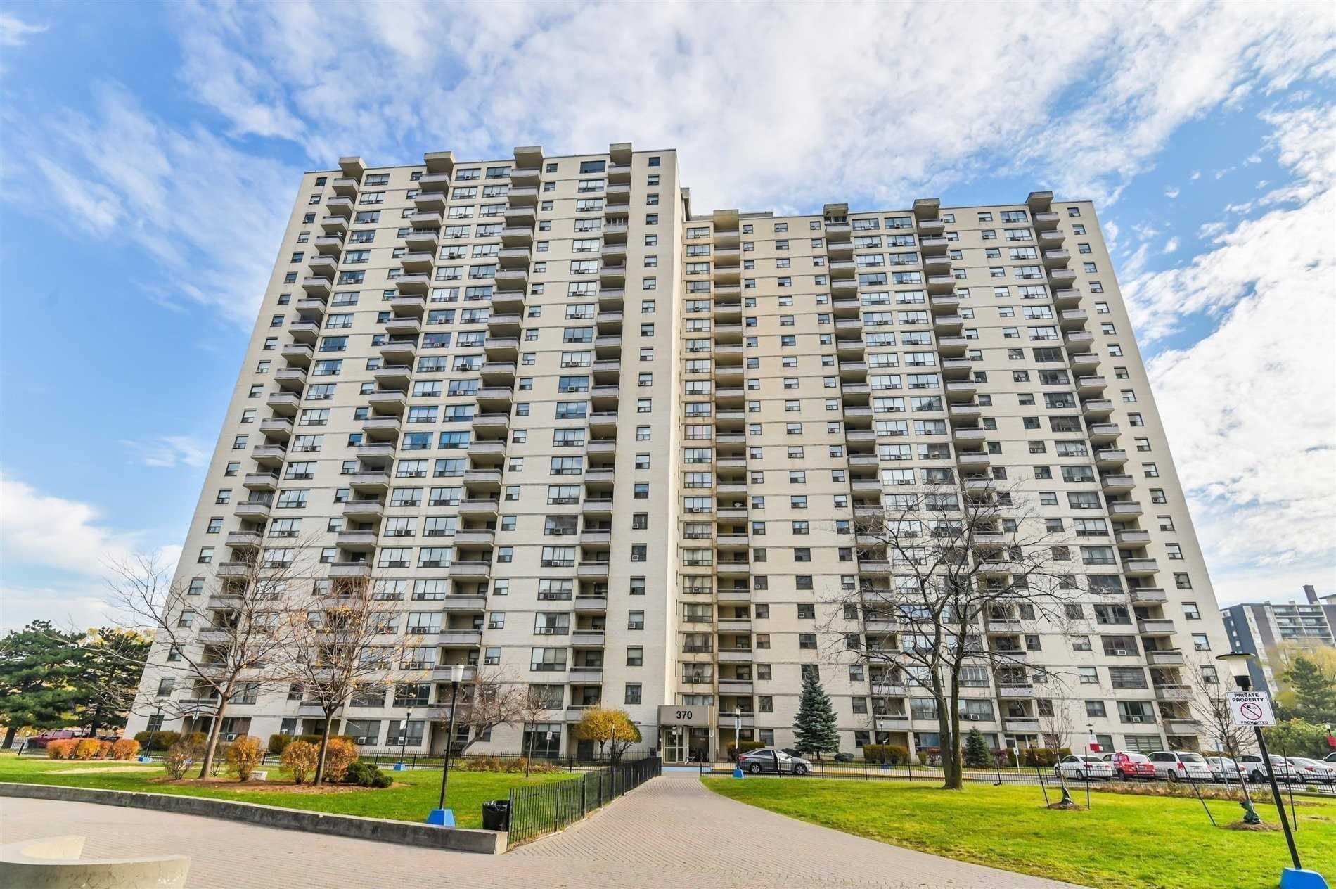 390 Dixon Rd, unit 514 for sale in Kingsview Village - image #1
