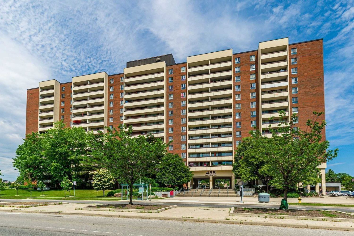 455 Sentinel Road. 455 Sentinel Road Condos is located in  North York, Toronto - image #1 of 2