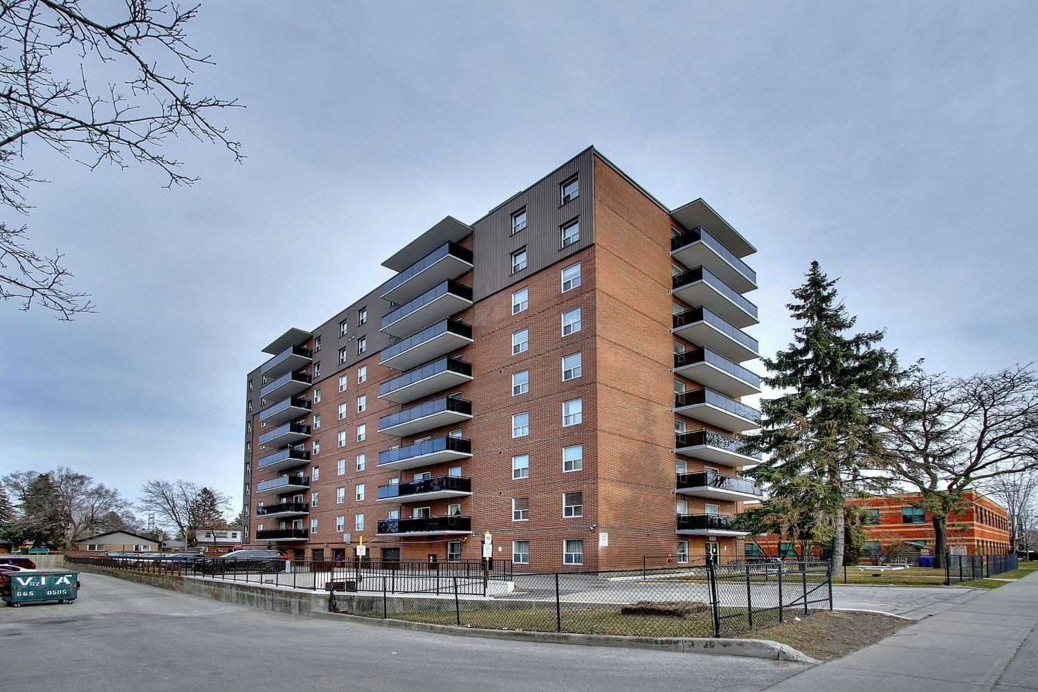 855 Kennedy Road. 855 Kennedy Road Condos is located in  Scarborough, Toronto - image #1 of 3