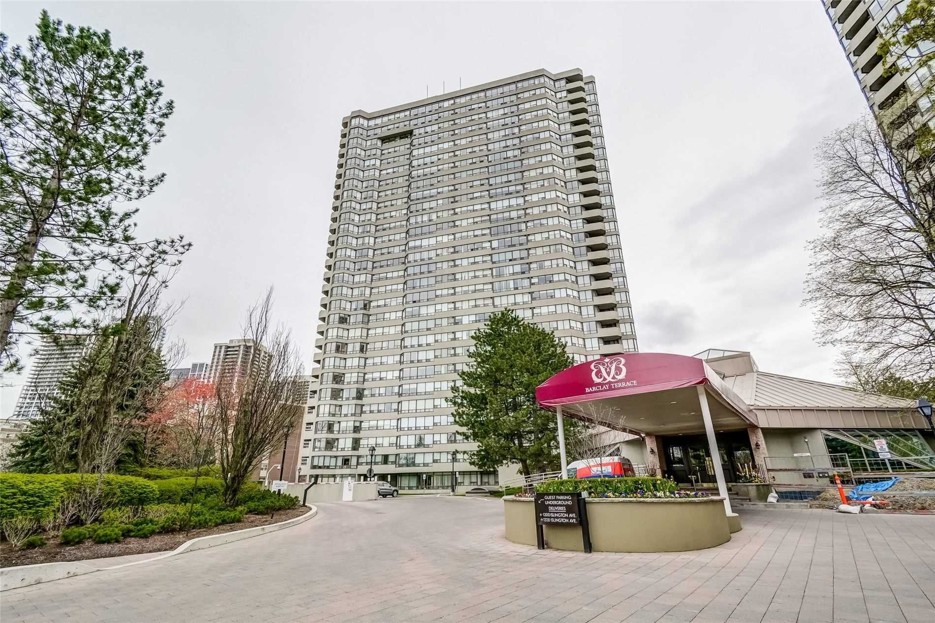 1300 Islington Ave Barclay Terrace II Condos 3 Beds 4 Baths
