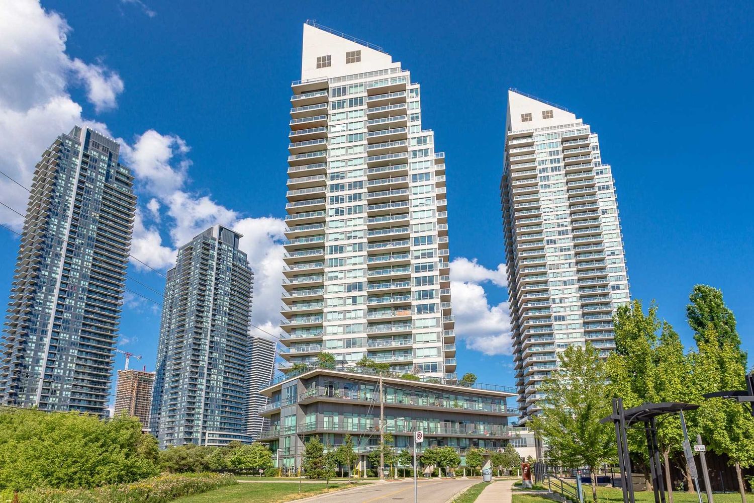 15 Legion Rd. This condo at Beyond The Sea - North Tower is located in  Etobicoke, Toronto - image #1 of 2 by Strata.ca