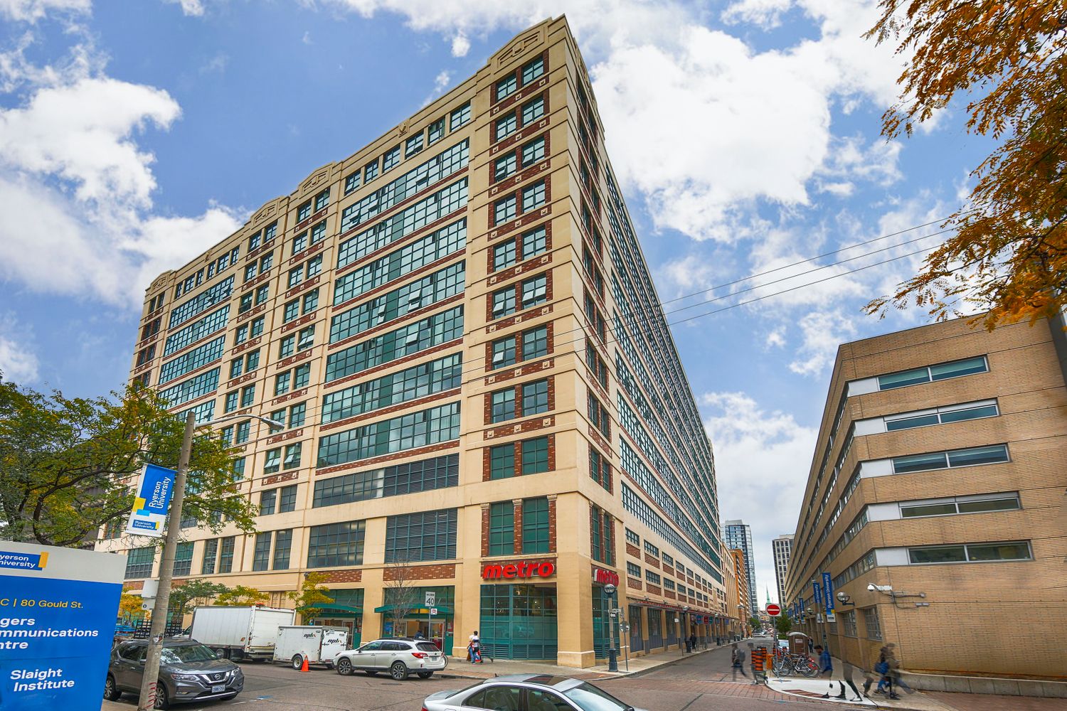 155 Dalhousie Street. The Merchandise Lofts is located in  Downtown, Toronto - image #1 of 8