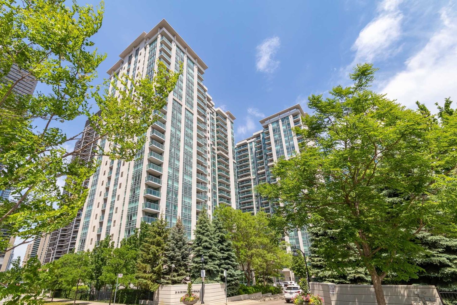 35 Bales Avenue. Cosmo Residences is located in  North York, Toronto - image #3 of 3