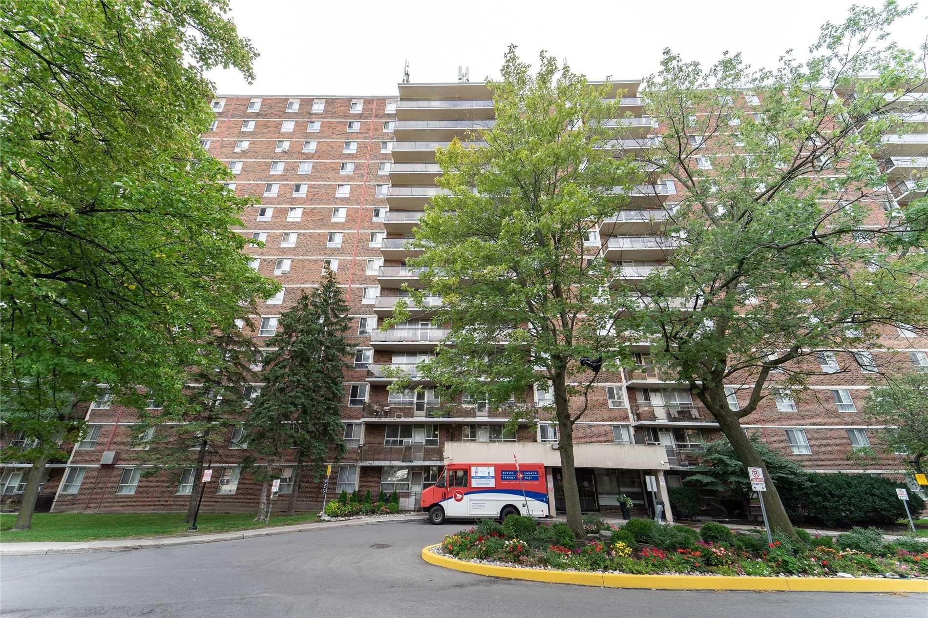 1950 Kennedy Rd Dorset Towers Condos 2 Beds 1 Bath Unit 502