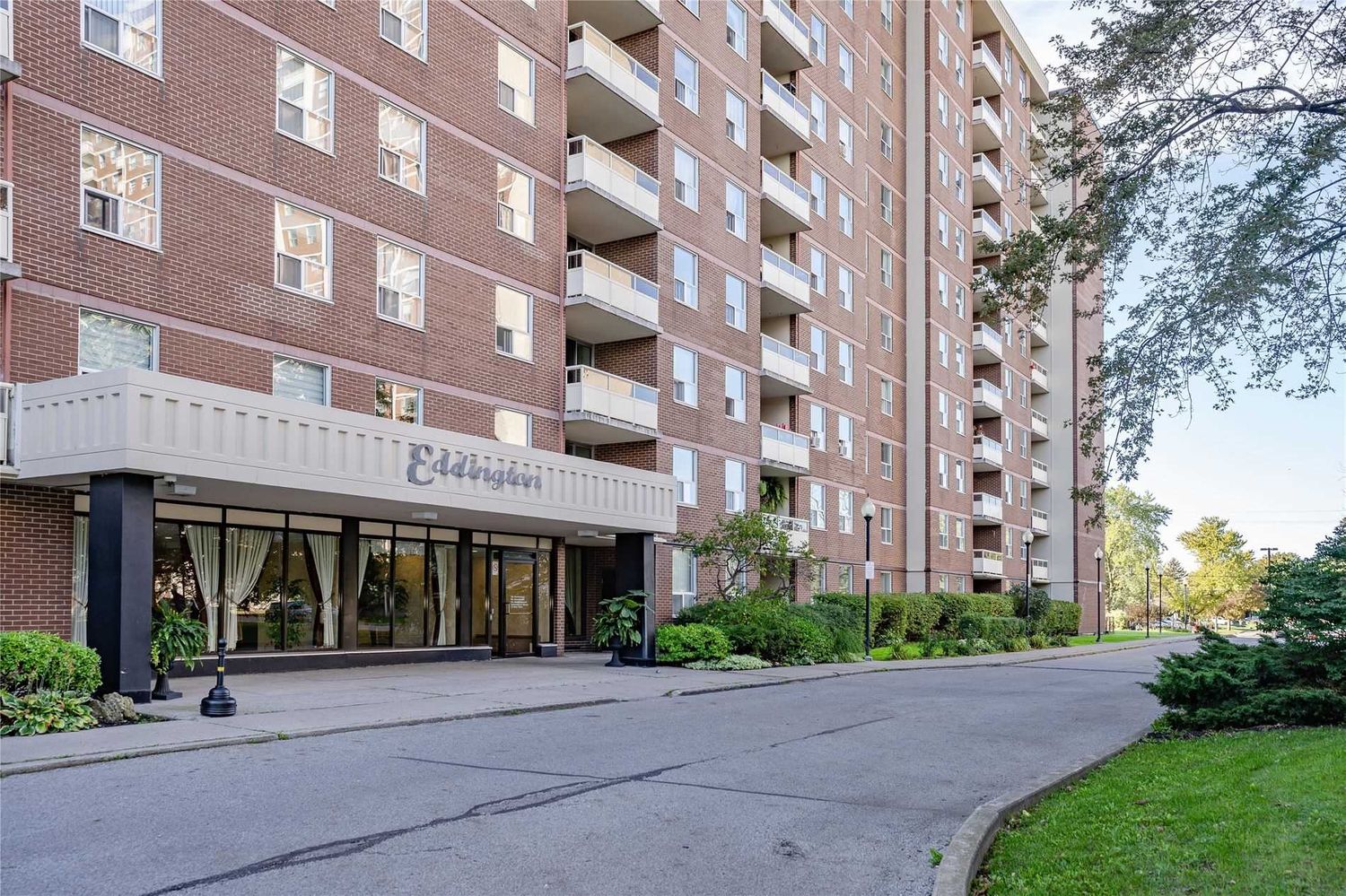 175 Hilda Avenue. Eddington Condos is located in  North York, Toronto - image #2 of 2