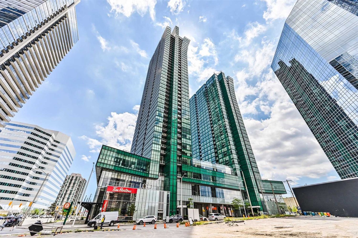 9 Bogert Ave. This condo at Emerald Park Condos is located in  North York, Toronto - image #1 of 2 by Strata.ca