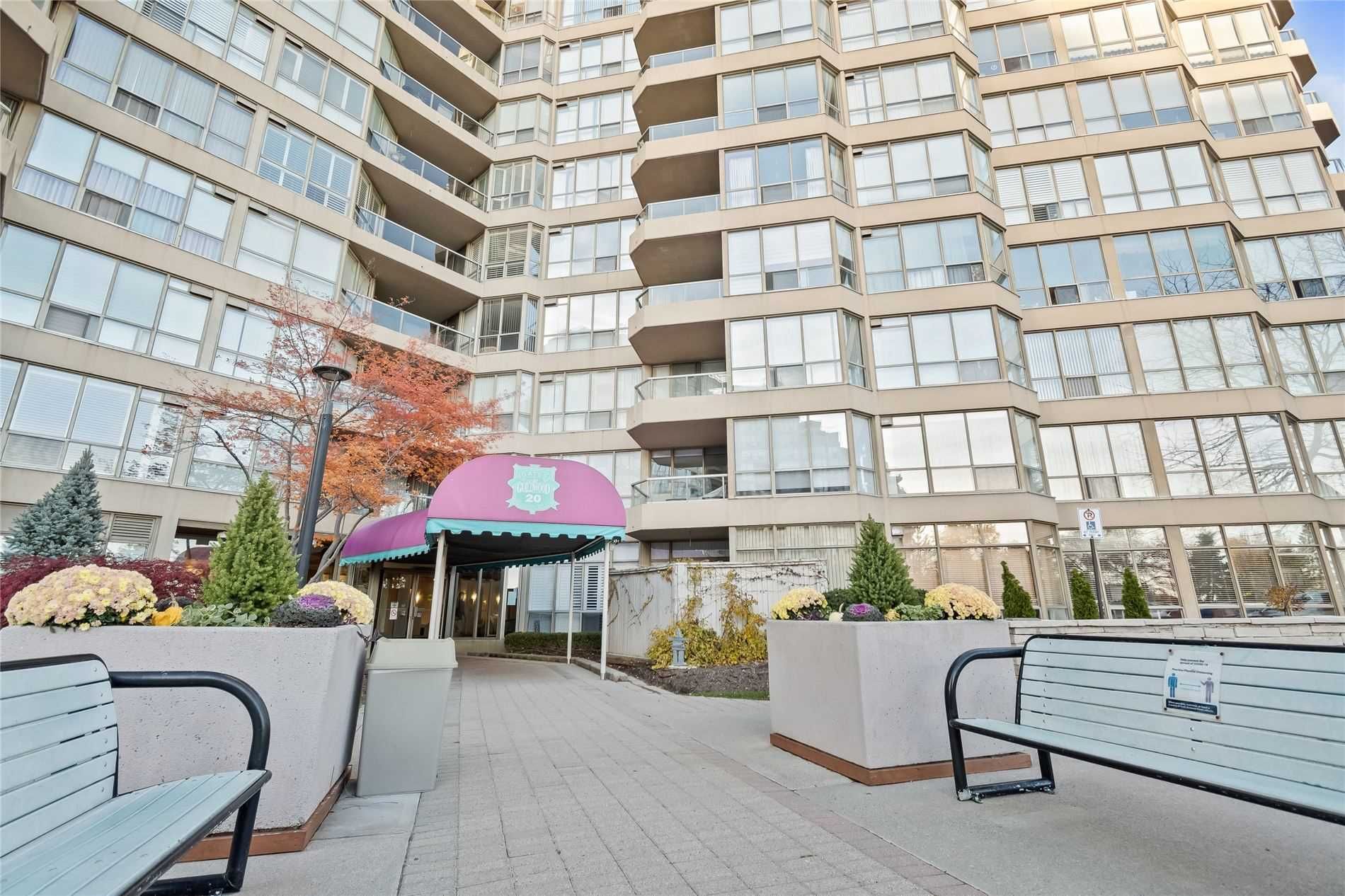 20 Guildwood Pkwy Gates of Guildwood Condos Get listing alerts for