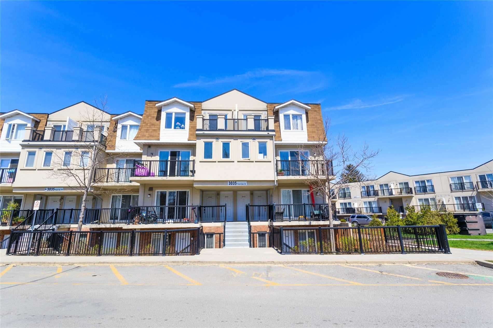 30253061 Finch Ave W Harmony Village Townhomes 1 Condo for Sale