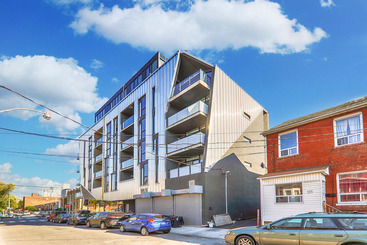 202 Bathurst Street. Origami Lofts is located in  West End, Toronto - image #2 of 4