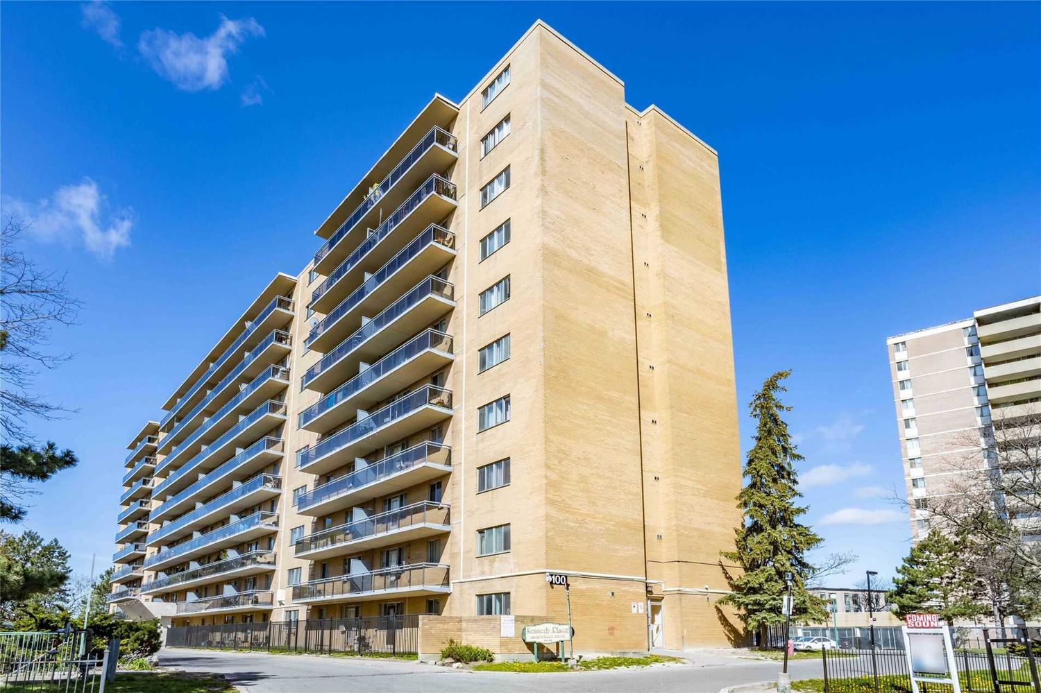 100 Dundalk Drive. Kennedy Place Condos is located in  Scarborough, Toronto - image #1 of 3