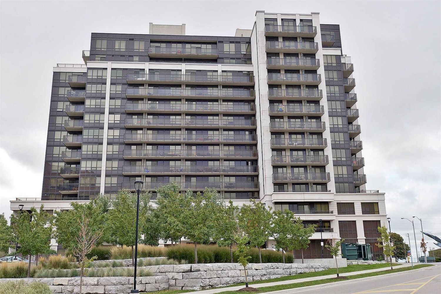 1070 Sheppard Avenue W. M1 | M2 Condos is located in  North York, Toronto - image #1 of 3