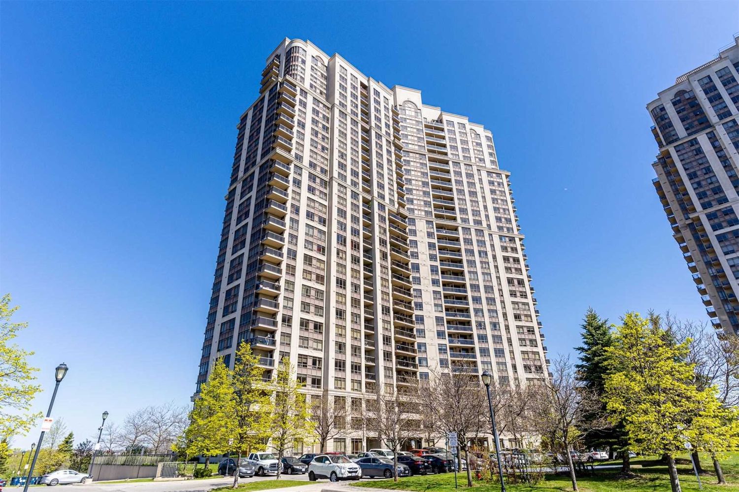 710 Humberwood Blvd. This condo at Mansions of Humberwood is located in  Etobicoke, Toronto - image #1 of 2 by Strata.ca