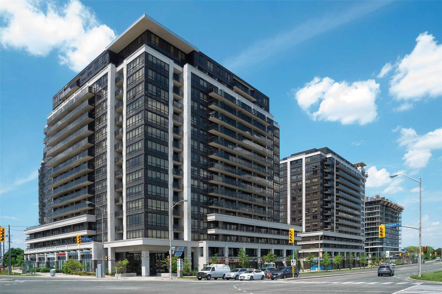 1 De Boers Drive. Metropolis & Parkside at Metroplace is located in  North York, Toronto - image #3 of 3