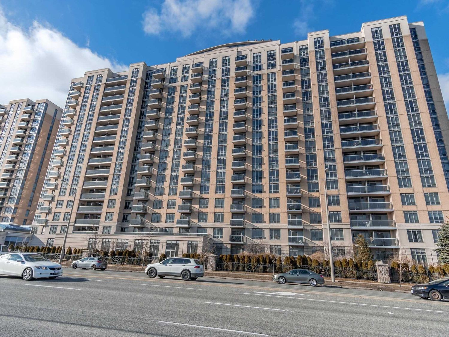 8 Mondeo Drive. Mondeo Springs Condos is located in  Scarborough, Toronto - image #1 of 3