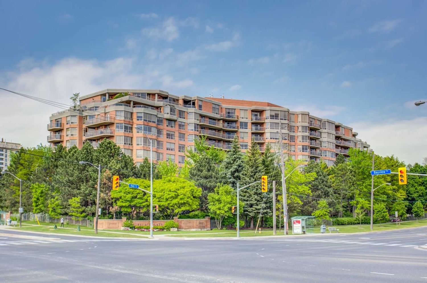 3181 Bayview Avenue. Palace Gate Condos is located in  North York, Toronto - image #1 of 2