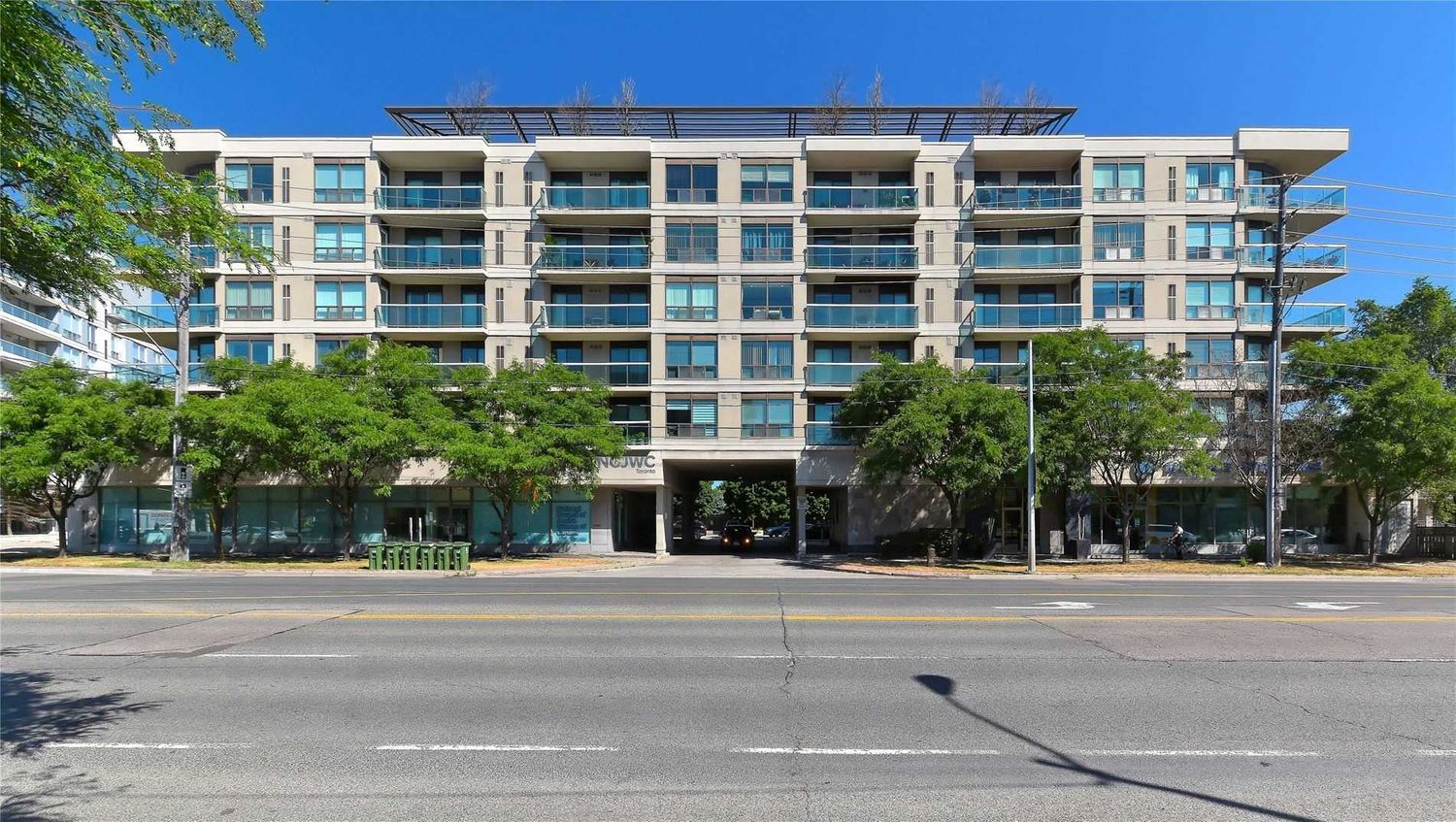 890 Sheppard Avenue W. Plaza Suites Condos is located in  North York, Toronto - image #2 of 3