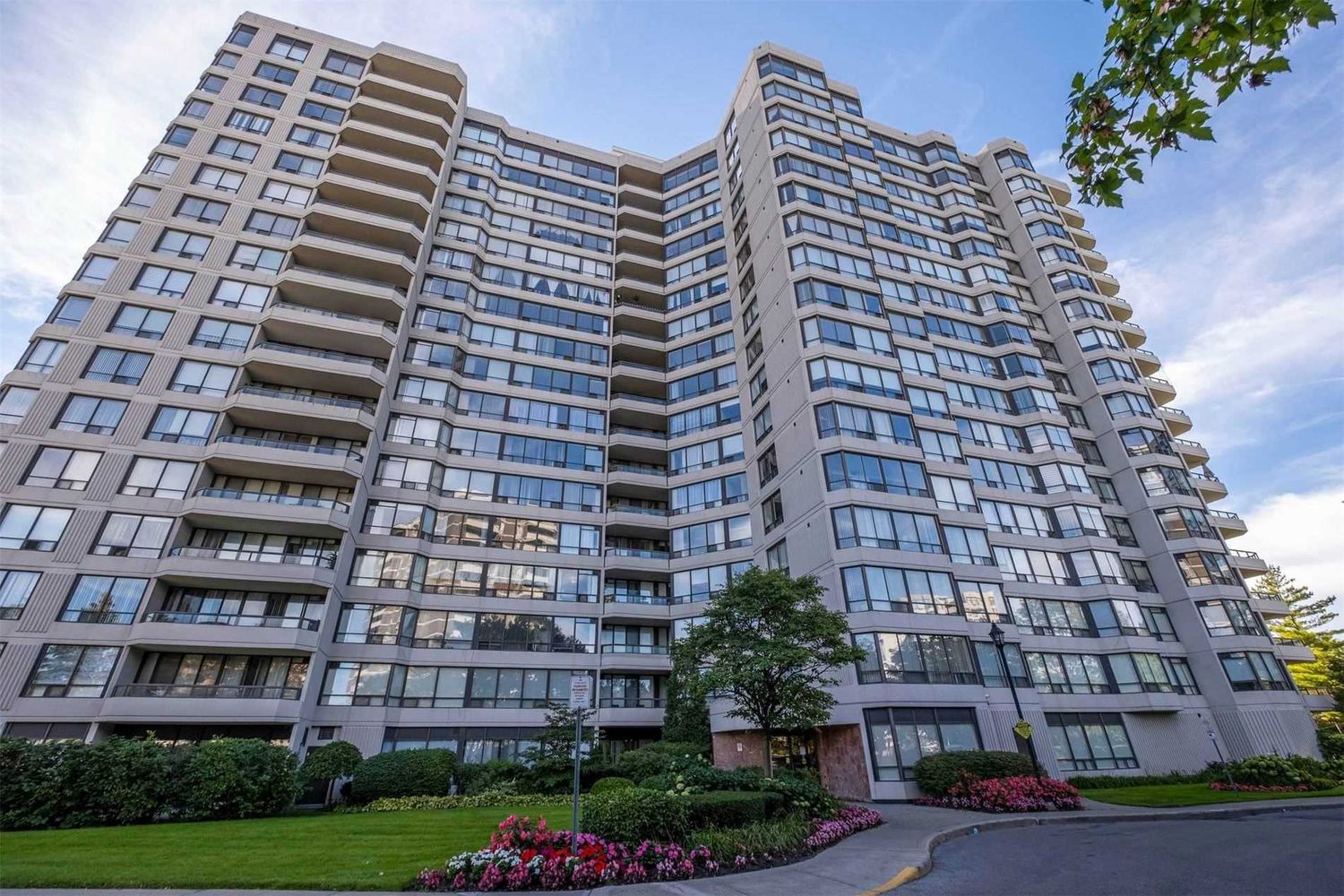 1101 Steeles Avenue W. Primrose Towers I Condos is located in  North York, Toronto - image #2 of 2