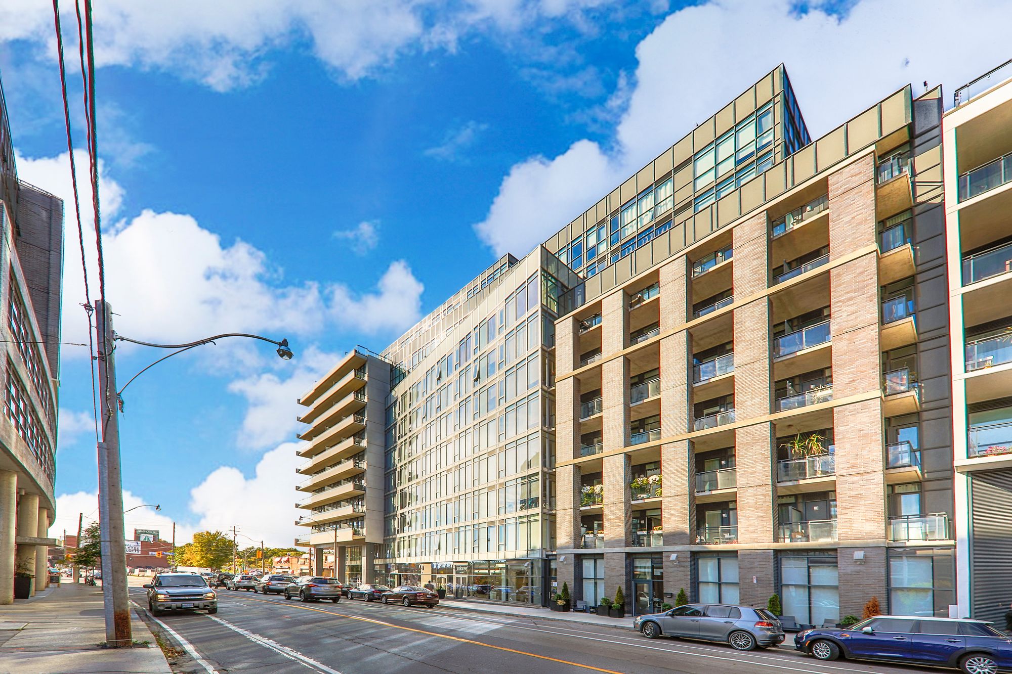 1190 Dundas St E The Carlaw 2 Condos for Sale & 2 Units for Rent strata.ca