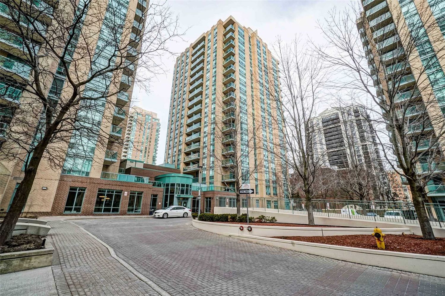 26 Olive Avenue. Princess Place I Condos is located in  North York, Toronto - image #2 of 3