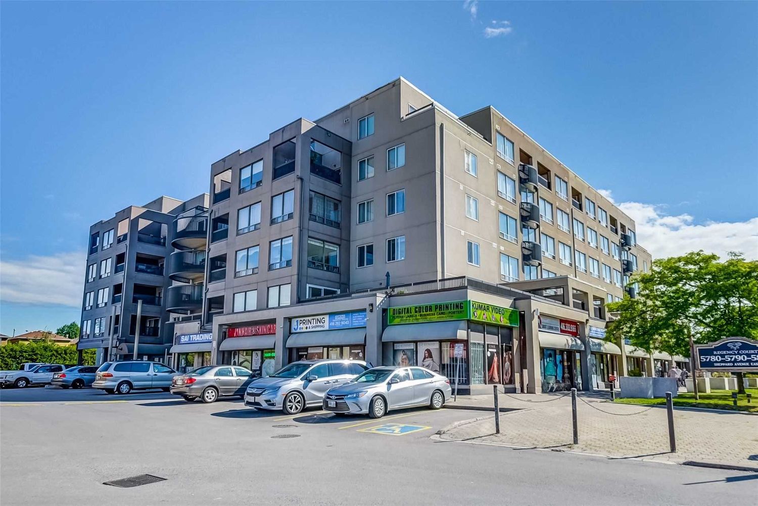 5800 Sheppard Avenue E. Regency Court Condos is located in  Scarborough, Toronto - image #1 of 2