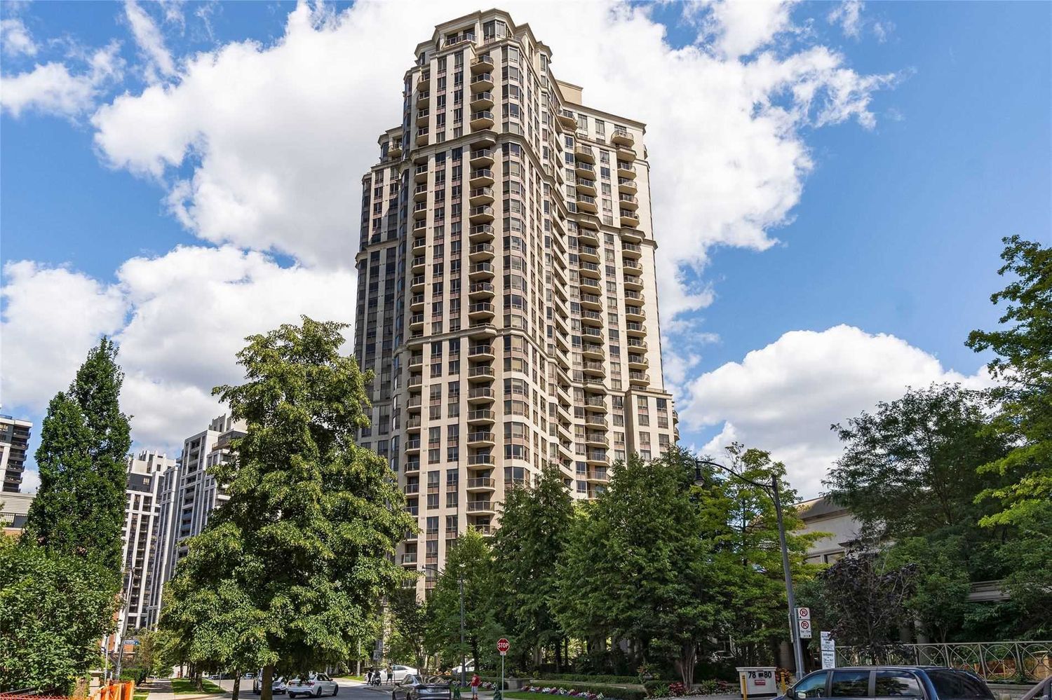 80 Harrison Garden Boulevard. Skymark Condominiums is located in  North York, Toronto - image #1 of 3