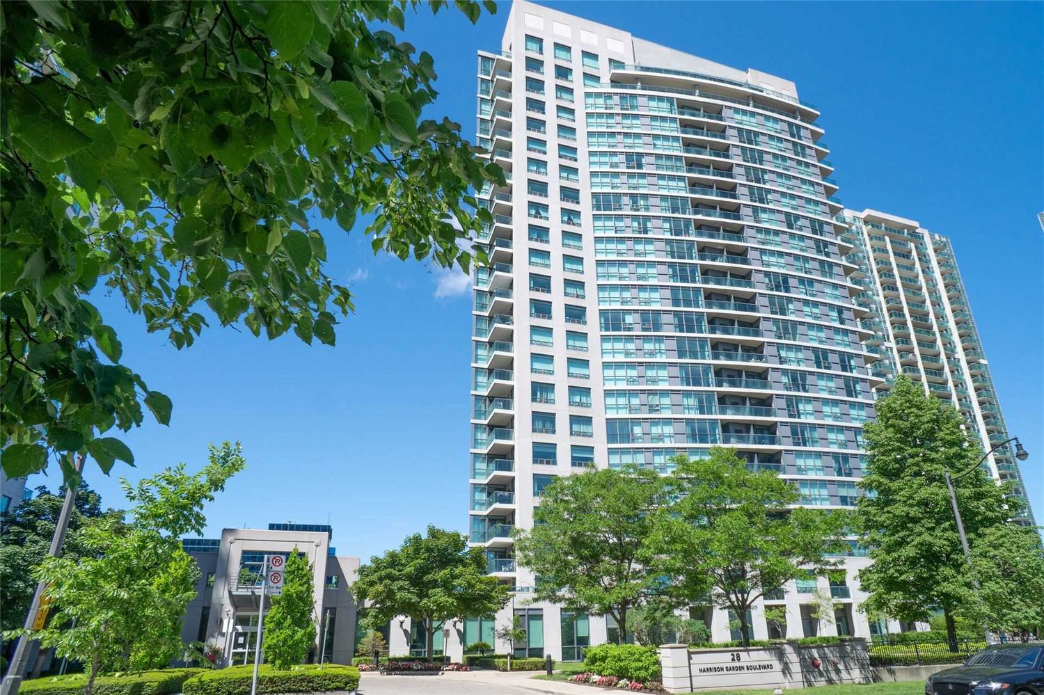 28 Harrison Garden Blvd. This condo at Spectrum Condos is located in  North York, Toronto - image #1 of 3 by Strata.ca