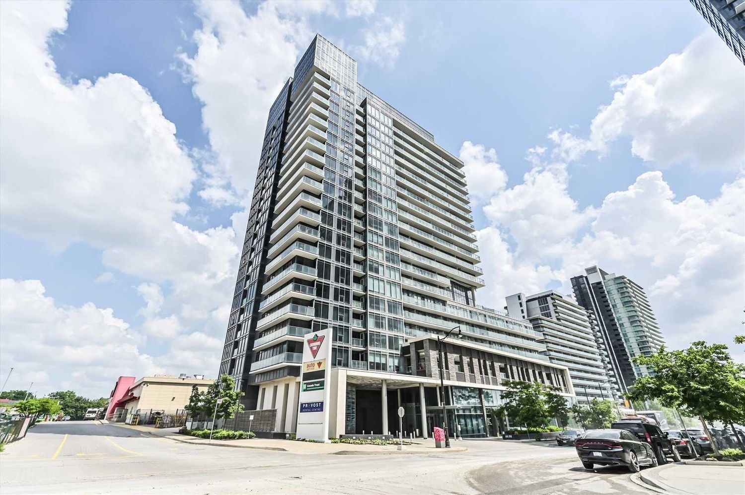 72 Esther Shiner Boulevard. Tango II Condos is located in  North York, Toronto - image #1 of 2