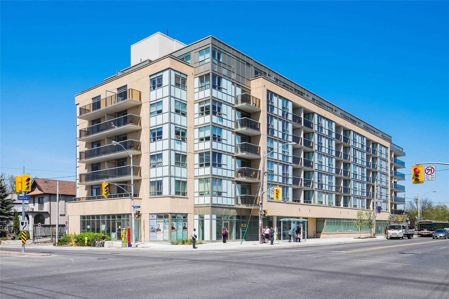 3520 Danforth Avenue. Terraces On Danforth Condos is located in  Scarborough, Toronto - image #1 of 2