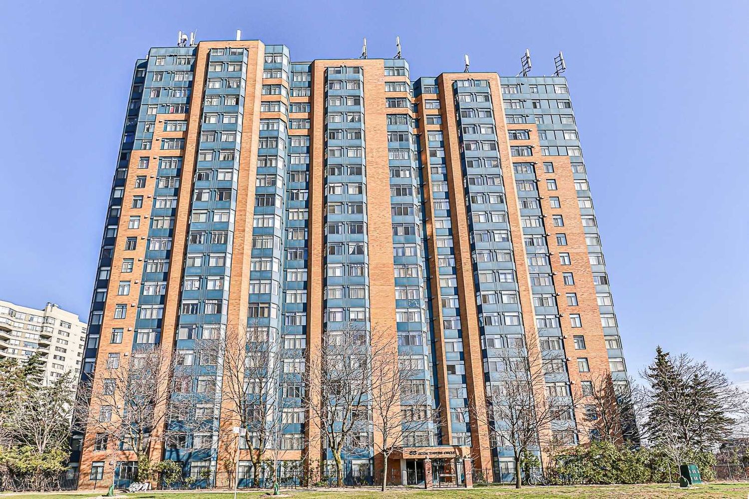 88 Alton Towers Circ. The Gatsby Condos is located in  Scarborough, Toronto - image #1 of 2