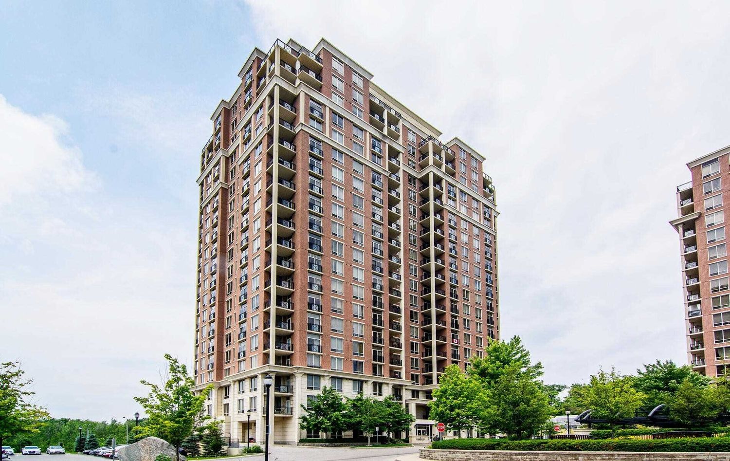 1101 Leslie Street. The Haven at Carrington Park Condos is located in  North York, Toronto - image #1 of 2