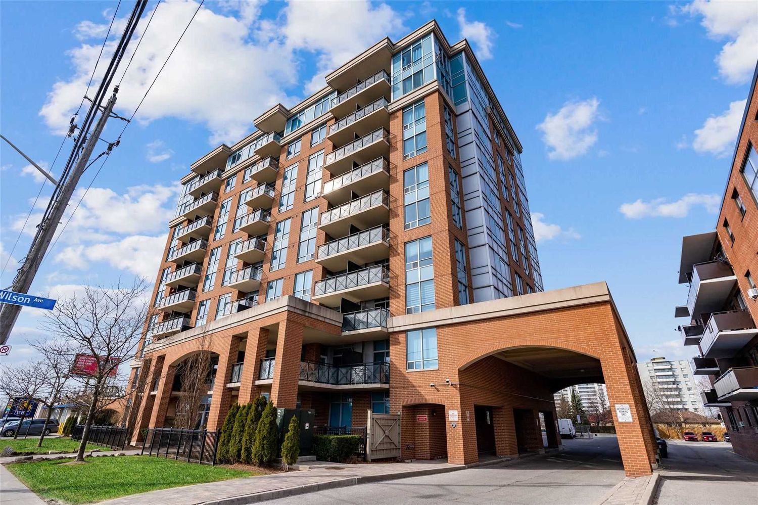 2772 Keele Street. The Max Condos is located in  North York, Toronto - image #1 of 2