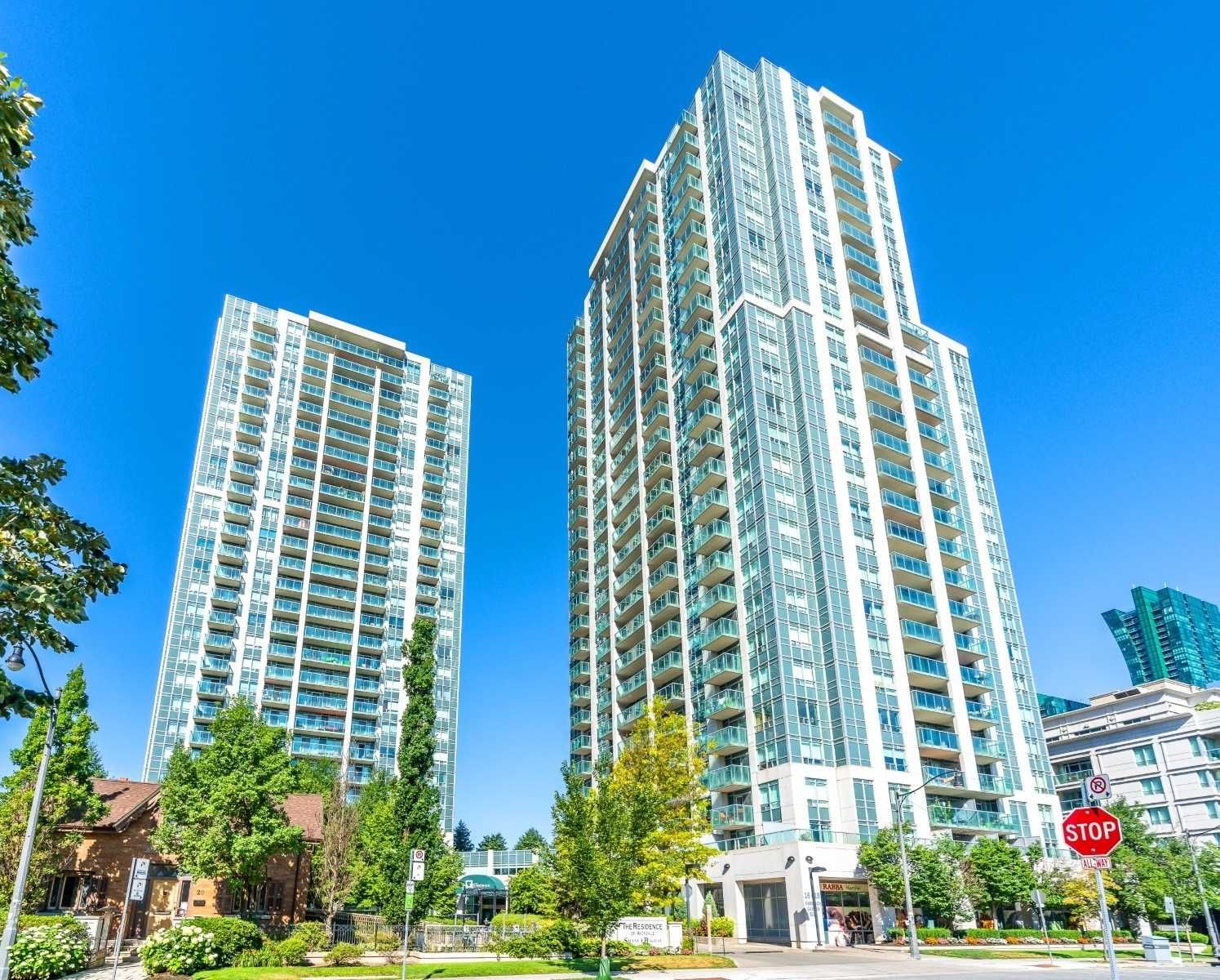 16 Harrison Garden Blvd The Residence of Avondale 4 Condos for Sale