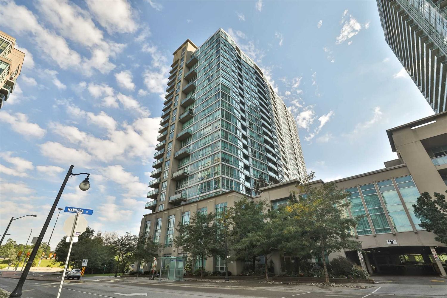185 Legion Road N. The Tides at Mystic Pointe Condos is located in  Etobicoke, Toronto - image #1 of 2